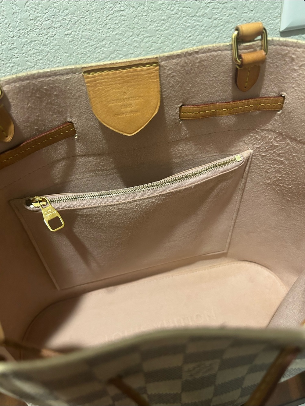 Louis Vuitton Damier Azur Girolata with Vachetta Trim includes Dust bag and COA - Picture 10 of 13